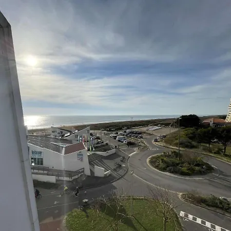 A St-jean-de-monts Avec Parking Et Balcon Ferme - Fr-1-224c-212 Appartement Saint-Jean-de-Monts