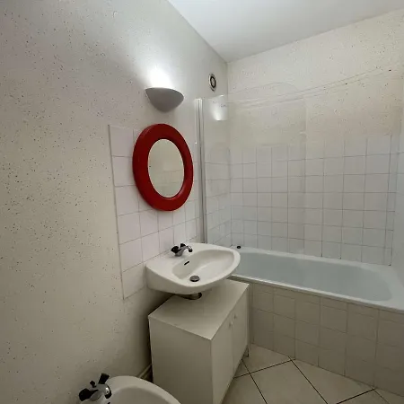 Appartement A St-jean-de-monts Avec Parking Et Balcon Ferme - Fr-1-224c-212 *