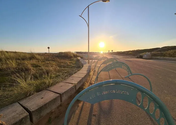 à St-jean-de-monts Avec Parking Et Balcon Fermé - Fr-1-224c-212 Saint-Jean-de-Monts
